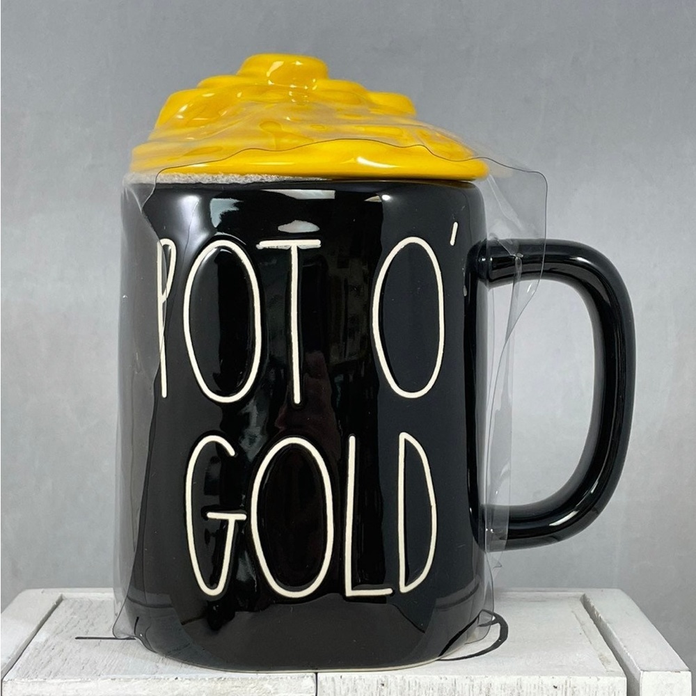 Rae Dunn Pot O Gold mug